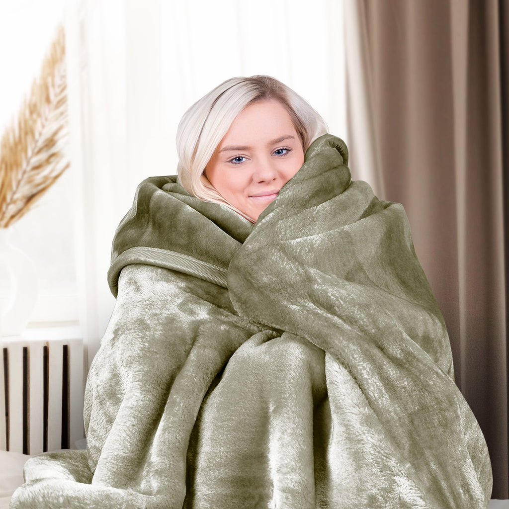 Laura Hill XL Double-Sided Oversized Faux Mink Blanket 305x305cm Olive