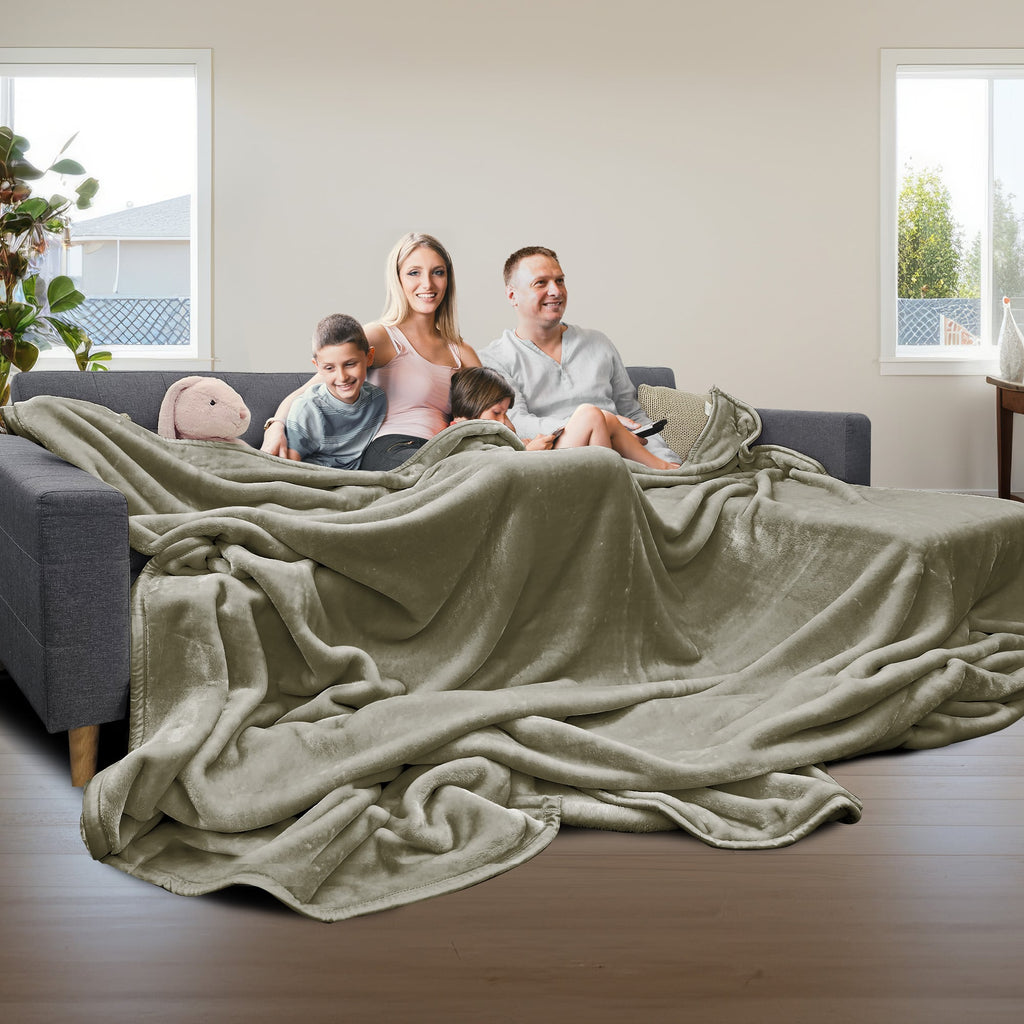 Laura Hill XL Double-Sided Oversized Faux Mink Blanket 305x305cm Olive